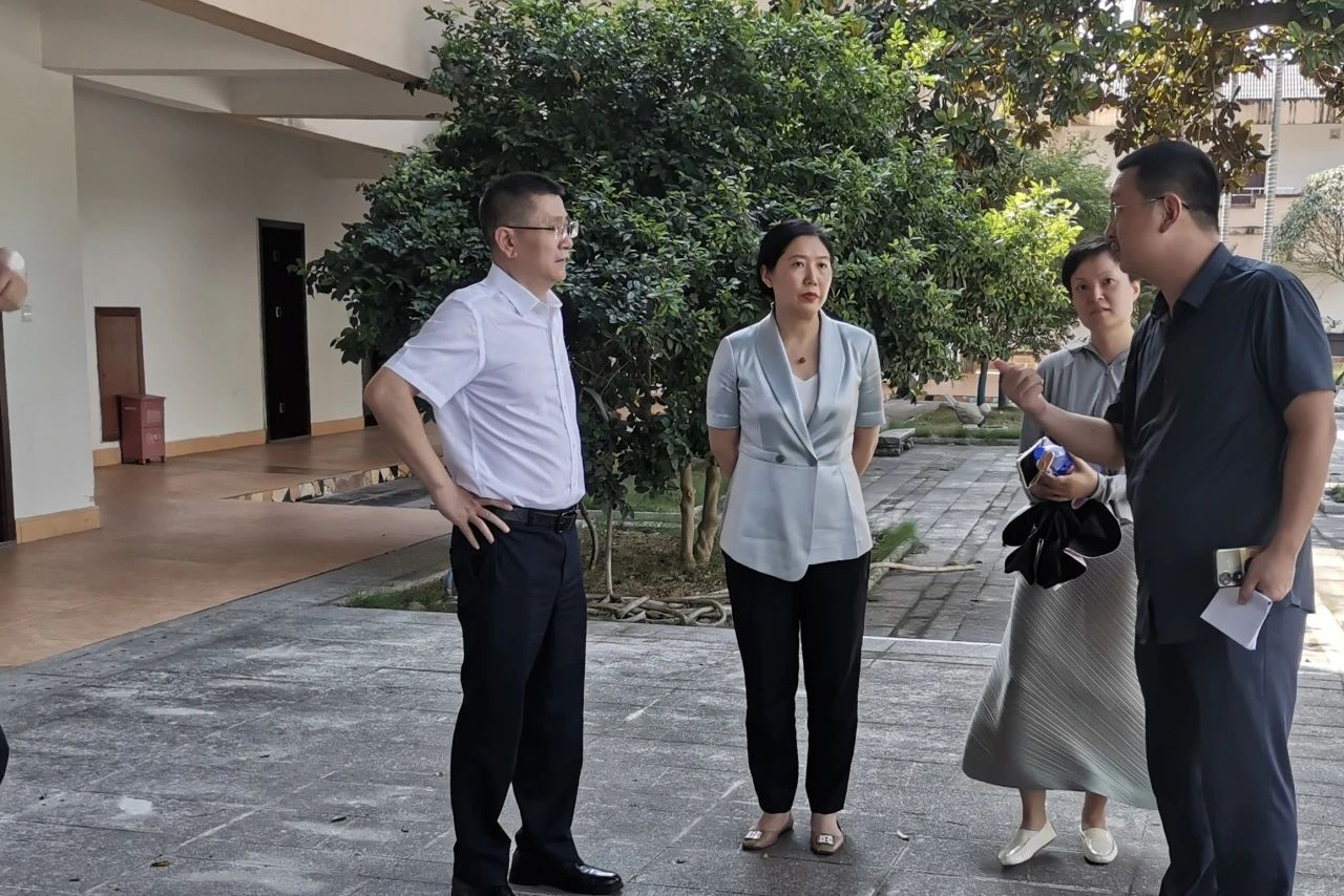 省鸿运国际集团向导率队调研成都东部新区天府山庄