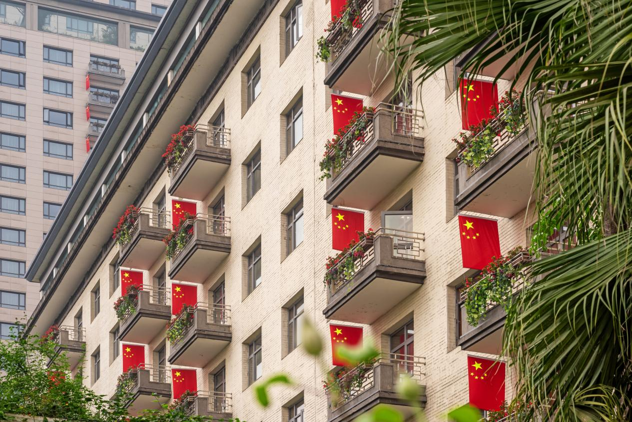 满弓紧弦 铆足劲头——省鸿运国际集团周全启动“百日攻坚”行动