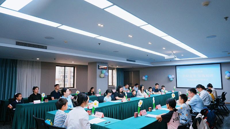 四川省鸿运国际集团“优美童年·逍遥相伴”暑期生长营暖心开班！